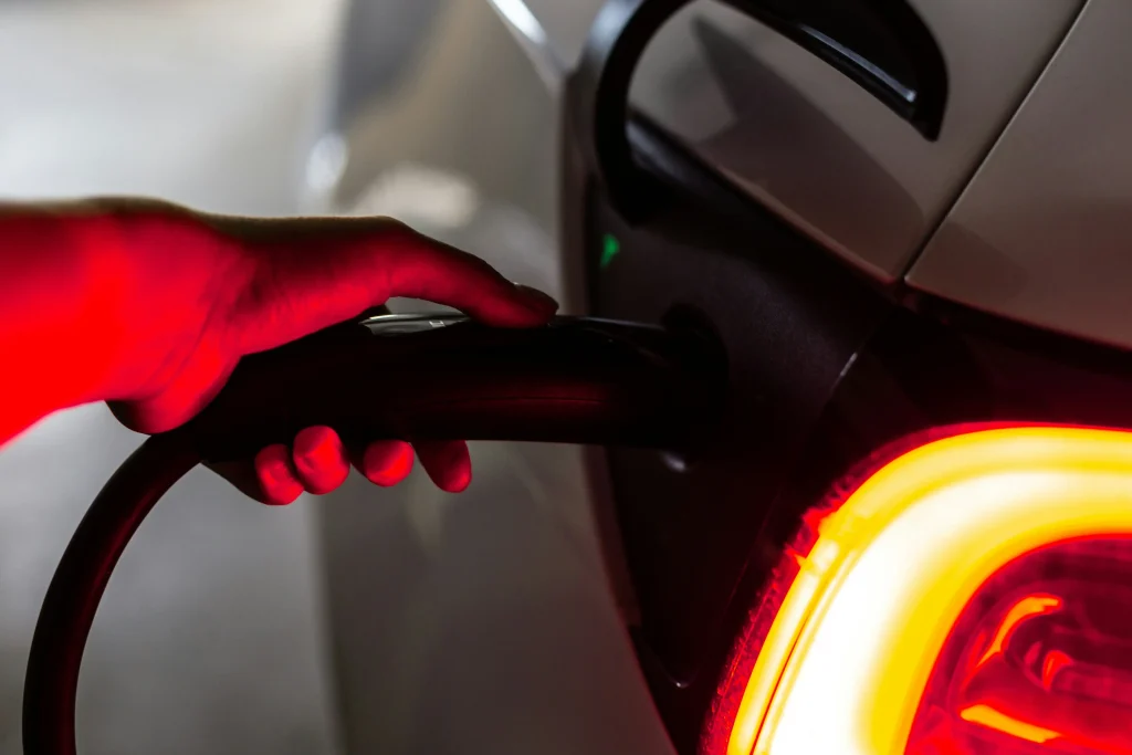 Analysis of Key Technologies for Health Monitoring of New Energy Vehicle Power Batteries
