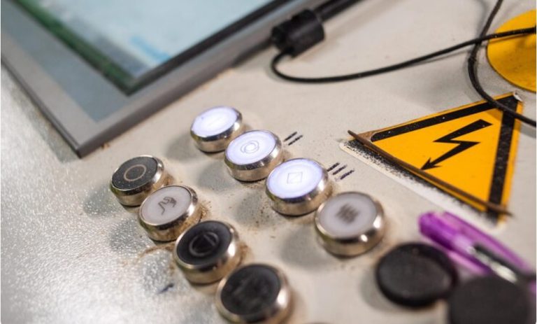 A Key Step in Battery Pack Safety Testing A Detailed Explanation of the Working Principle of a Screw-Type Explosion-Proof Valve Injection Fixture